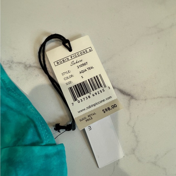 Robin Piccone Bikini Set & Sarong - Picture 6 of 7